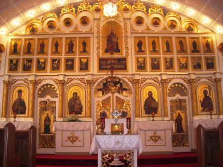 St John the Baptist Maizeville Iconostasis 2.jpg